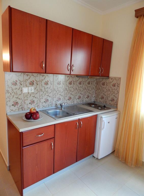Panorama Apartments And Studios Chrisi Ammoudia Esterno foto